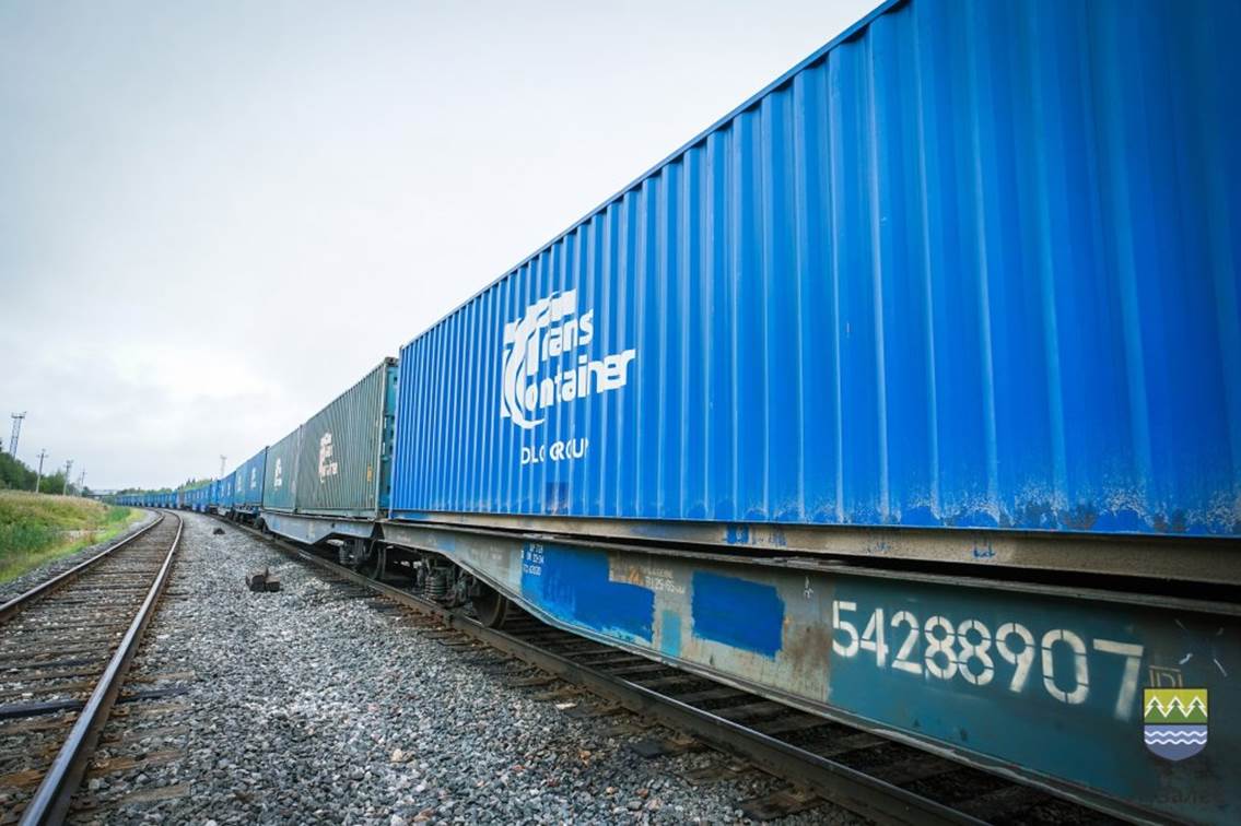 «лузалес» отправила самый длинный контейнерный поезд в китай